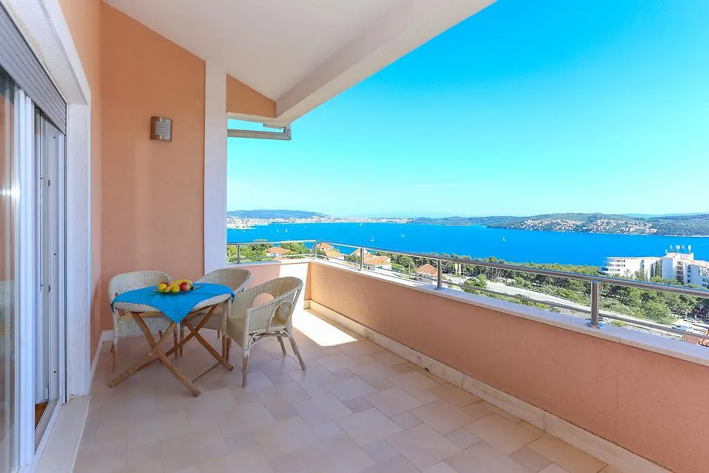 Villa Luciana تروغير 0*,