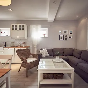 Tonka Apartament